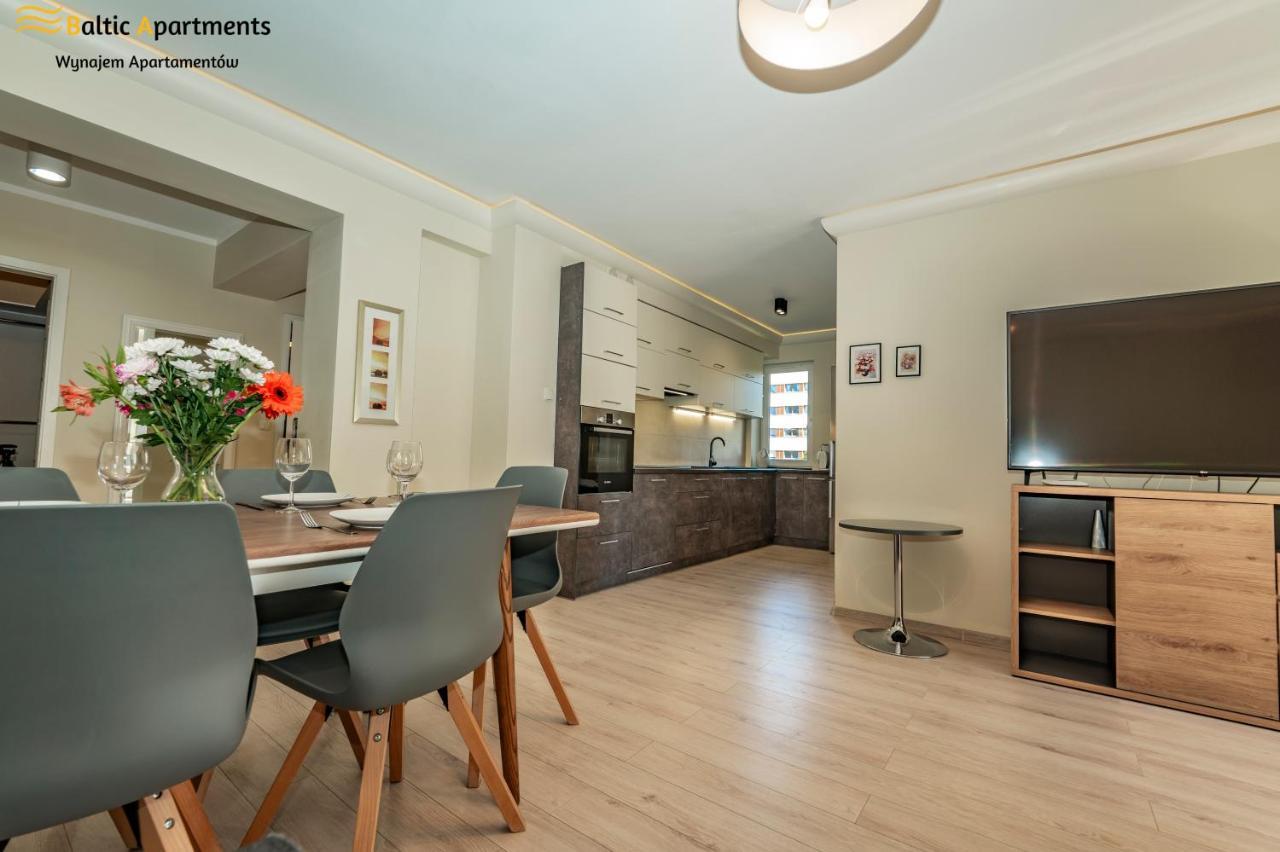 Baltic Apartments - Apartament Debina シフィノウイシチェ エクステリア 写真